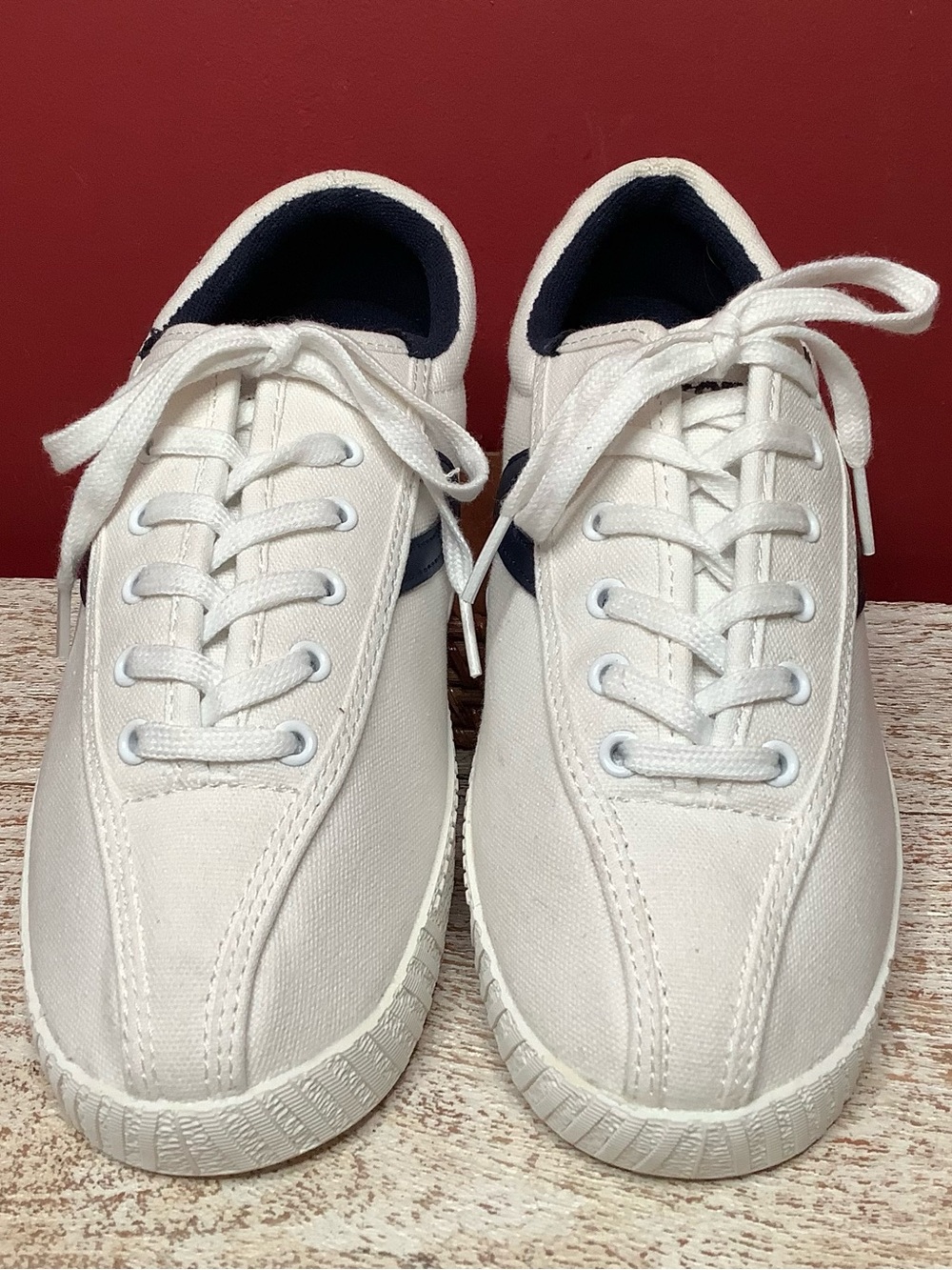 TRETORN Nylite Plus Size 9 White Classic Canvas Tennis Shoes with Navy Accent - Picture 7 of 12